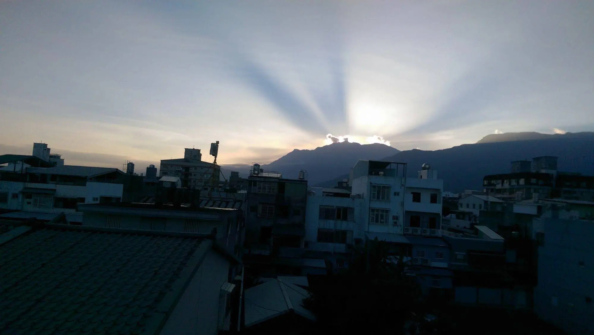 Happy Hualien Bed and Breakfast