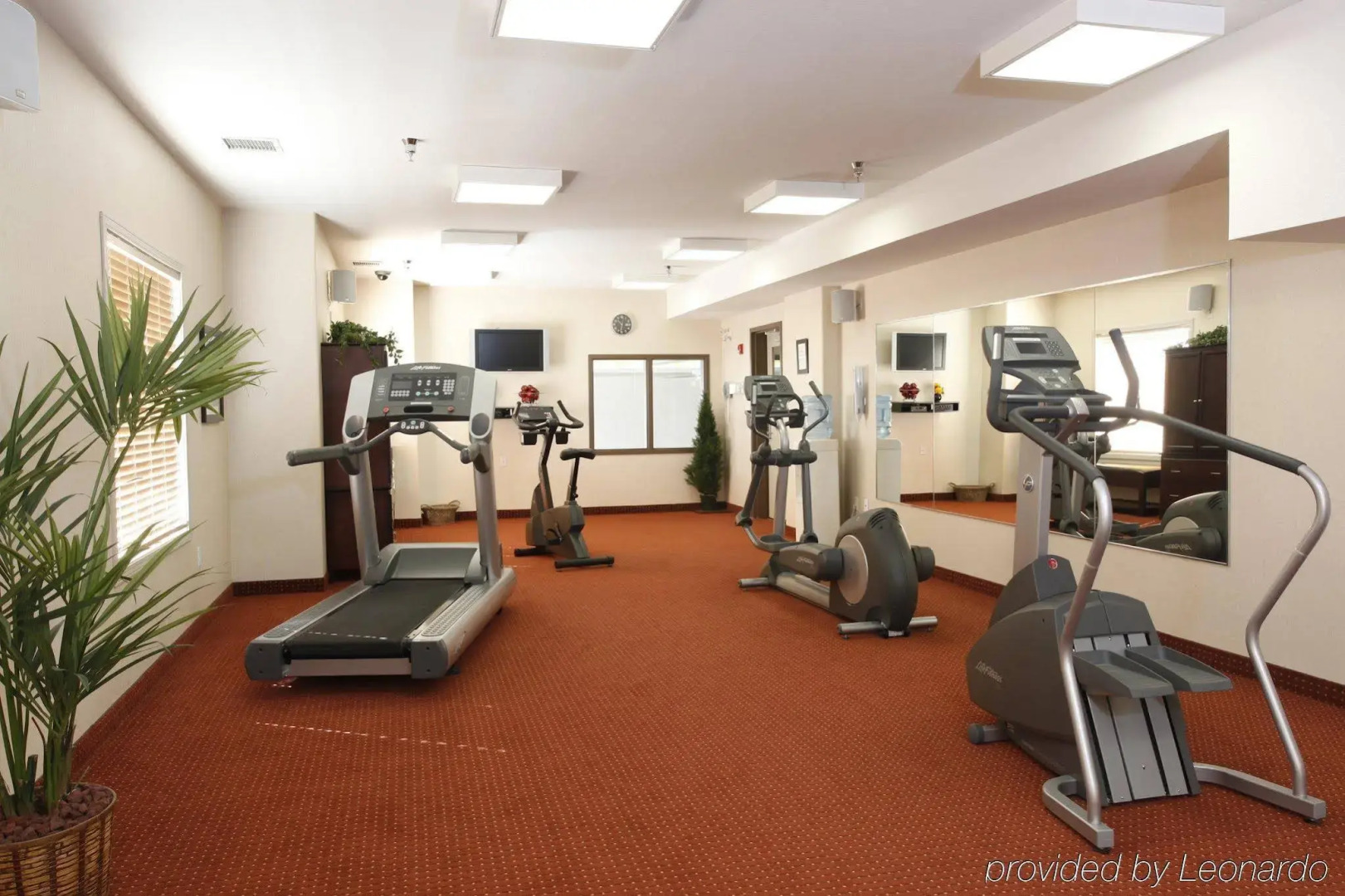 Pomeroy Inn & Suites Fort St. John