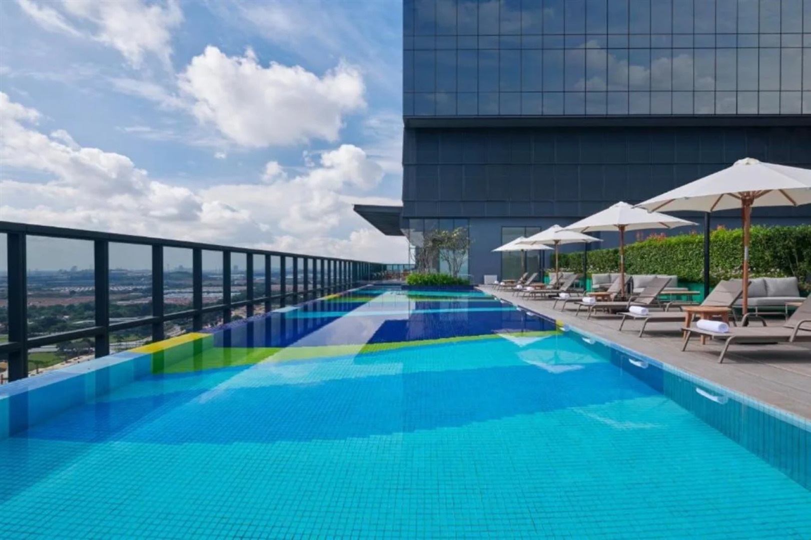 Courtyard By Marriott Setia Alam