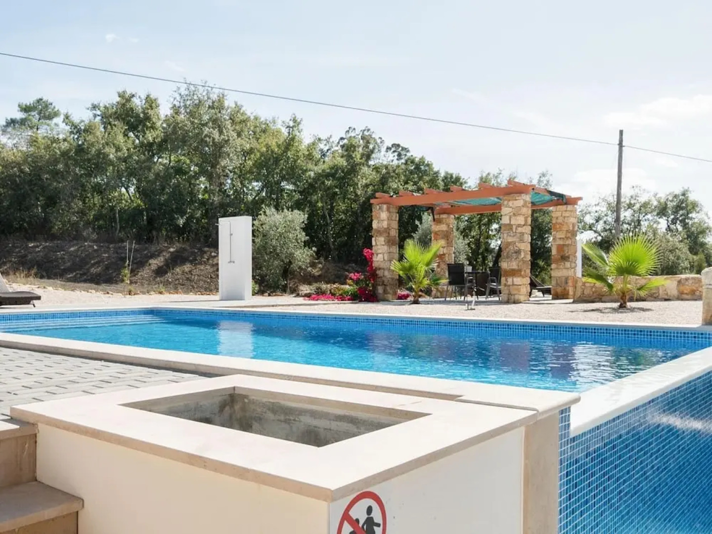 Modern Holiday Home in Lisbon With Private Pool & Jacuzzi! Ncasa Aurélie