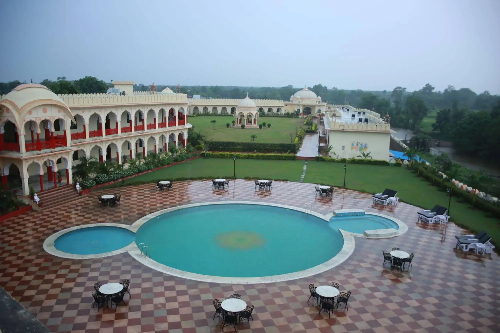V Resorts Rajmahal Orchha