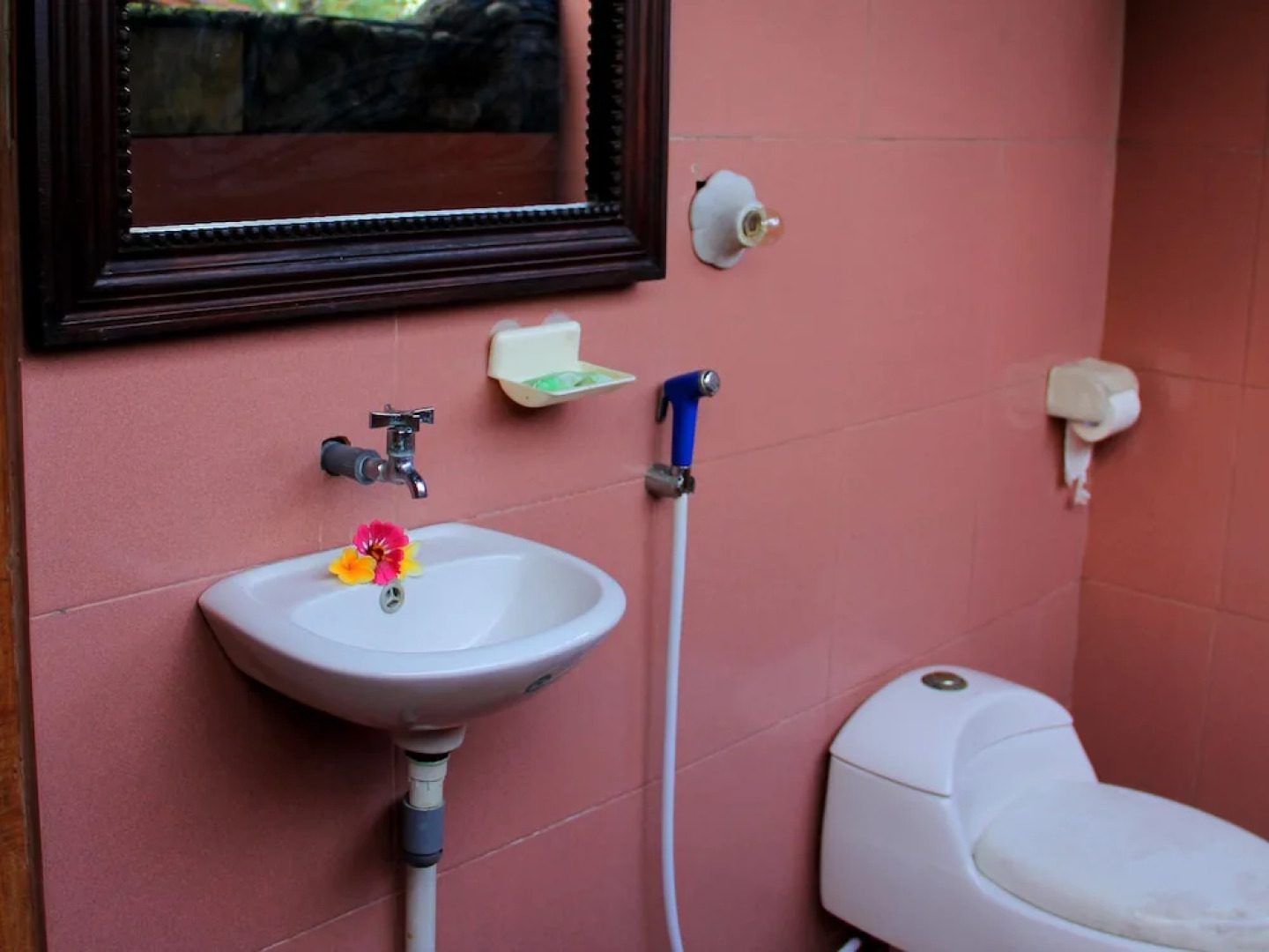 Tepi Sungai Guesthouse & Restaurant