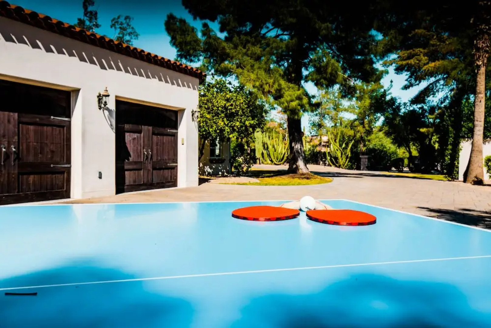 Catalina by Avantstay | Private Grand Estate - Backyard & Pool