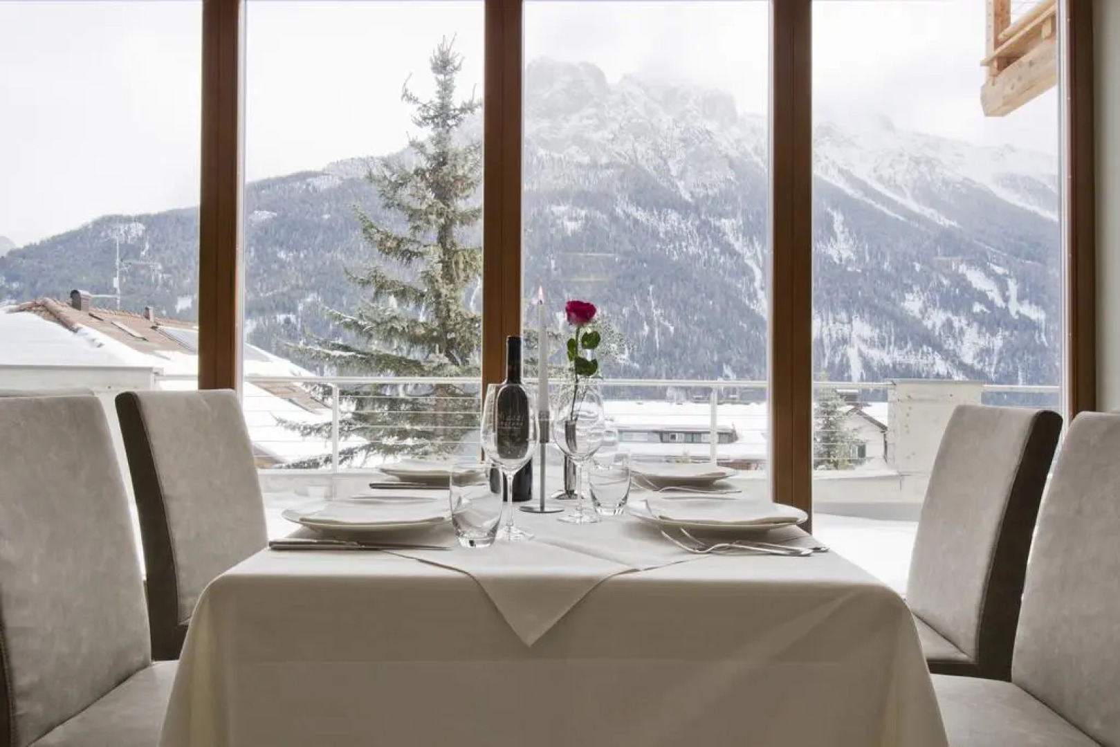 Design And Suite Hotel Ciarnadoi