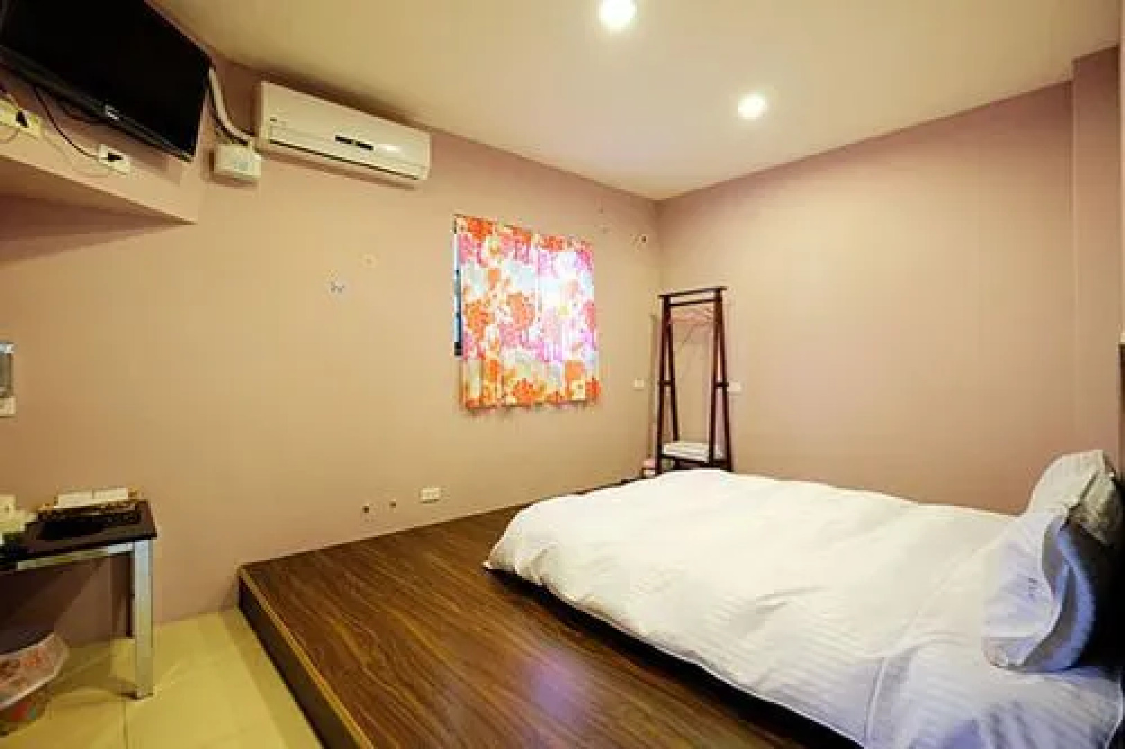 南投集集海悦泉渡假民宿