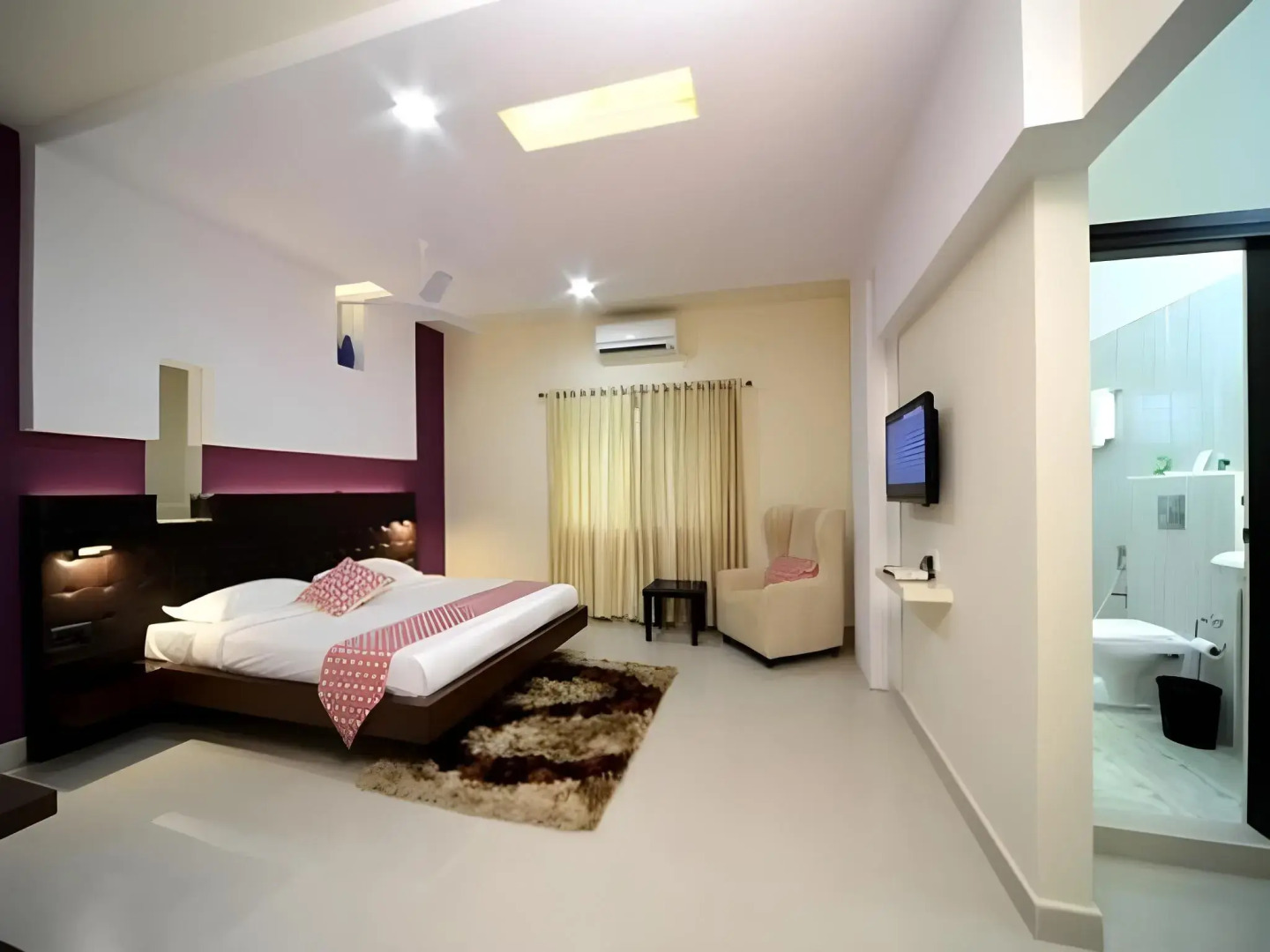 Serenity Inn La Vista