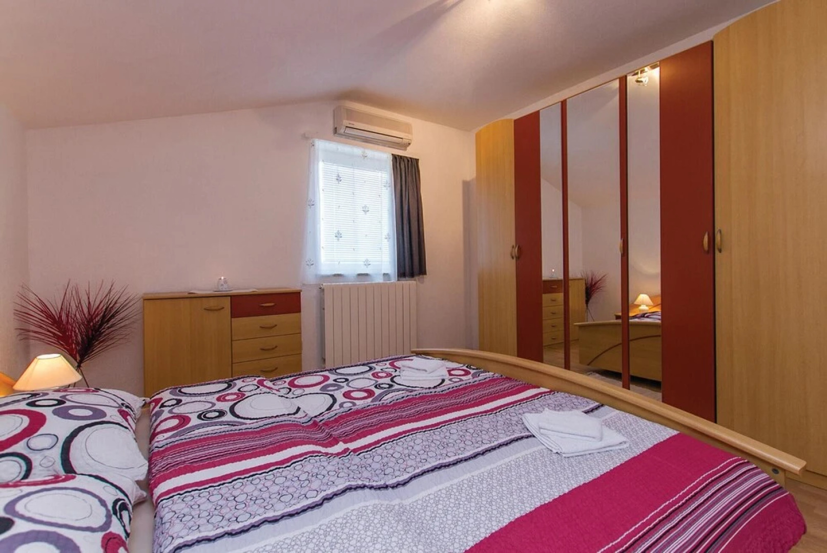 Amazing Home in Nedescina With Wifi and 5 Bedrooms