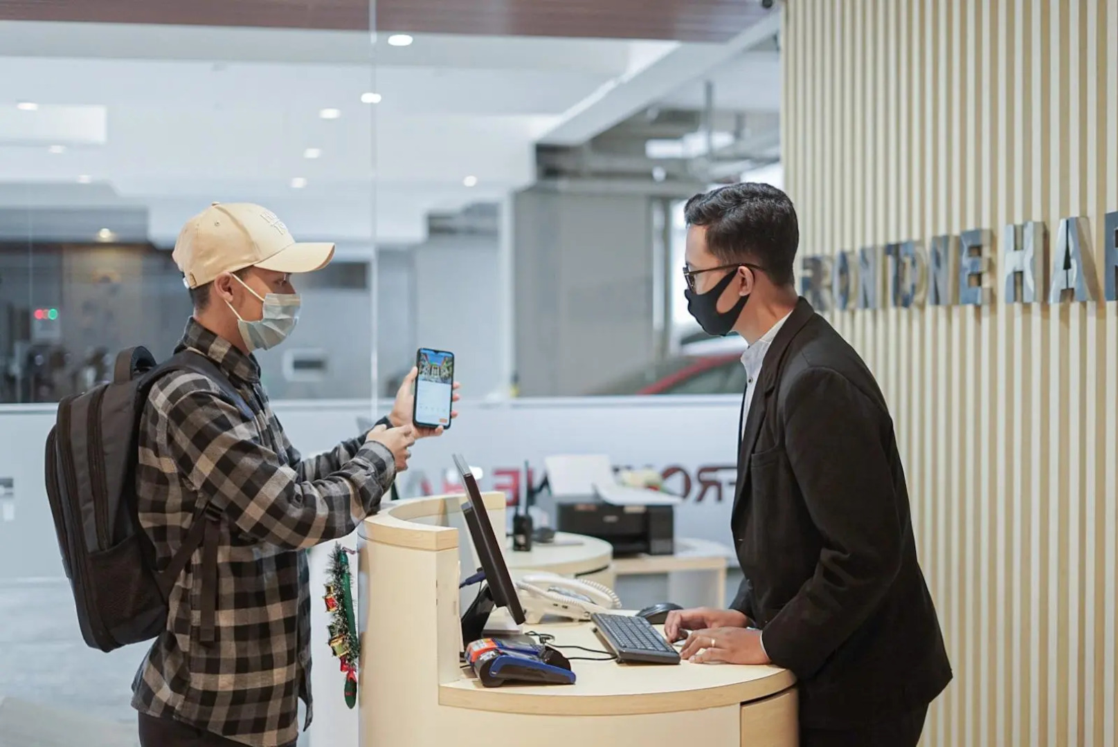 Front One Harvest Hotel Wonosobo