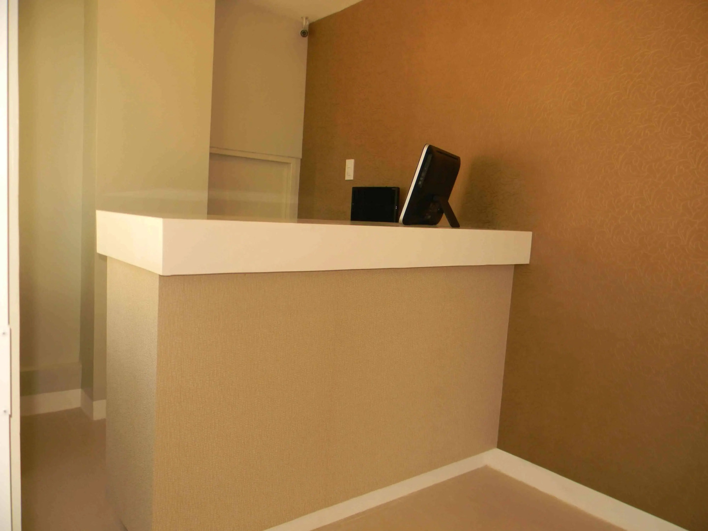 TR3ATS Guest House Bohol - Hostel