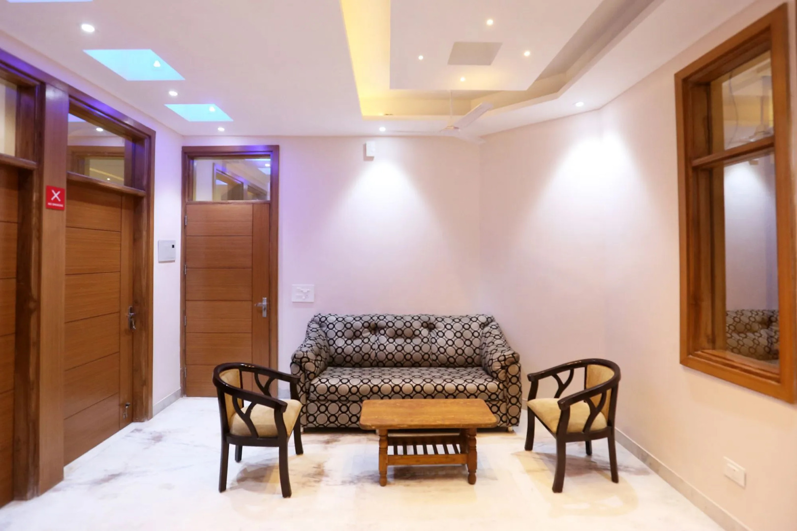 OYO 9385 Indirapuram