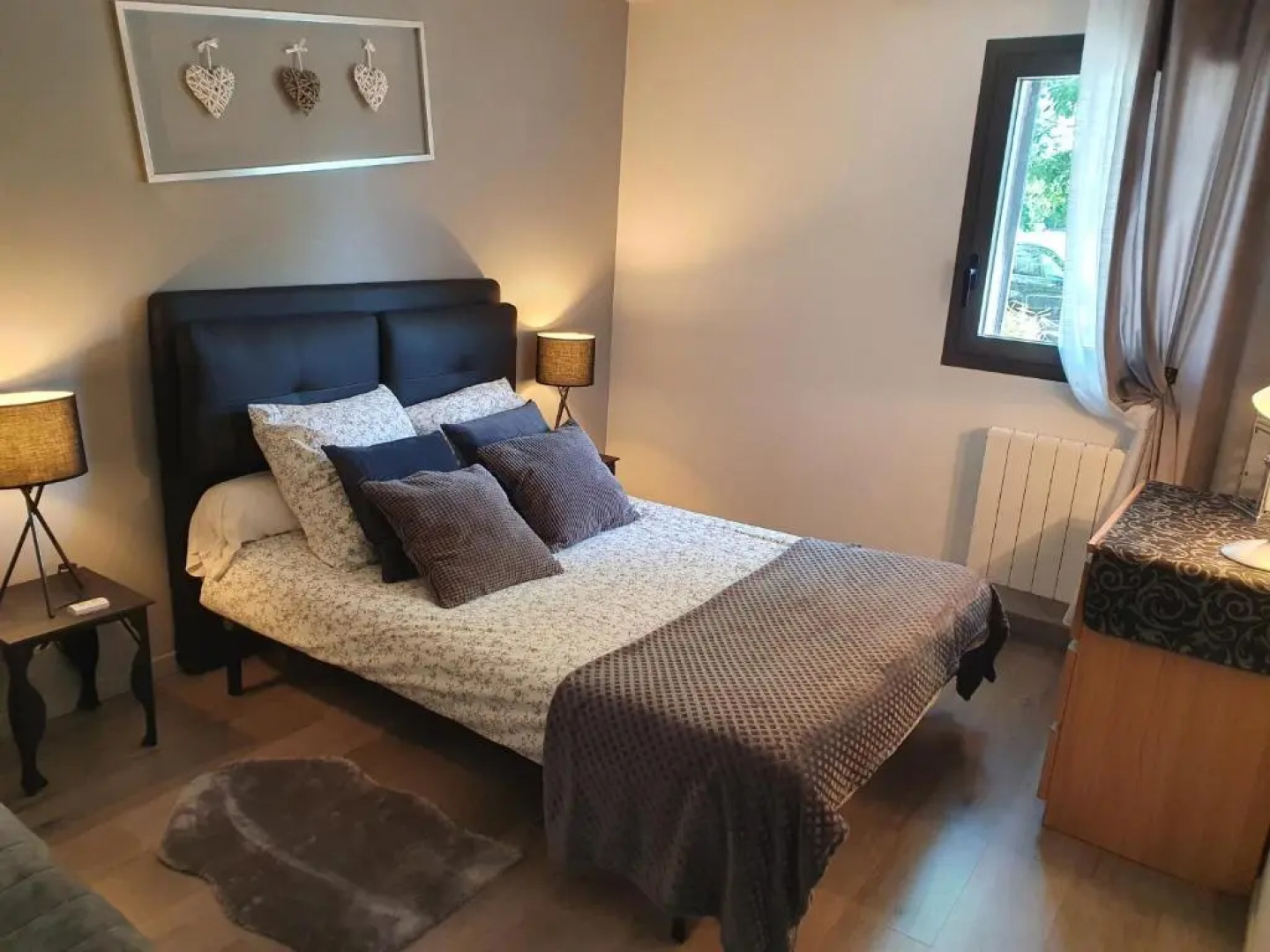 Au calme, confortable avec terrasse