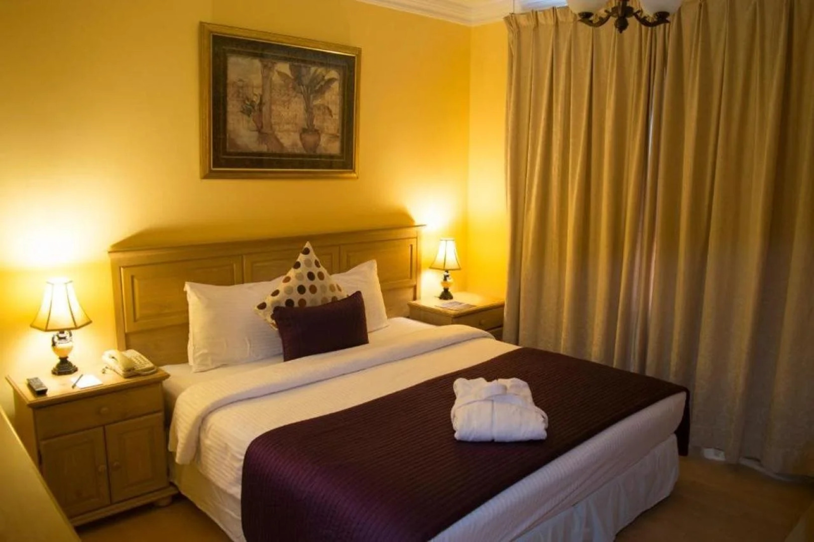 Le Royal Express Hotel