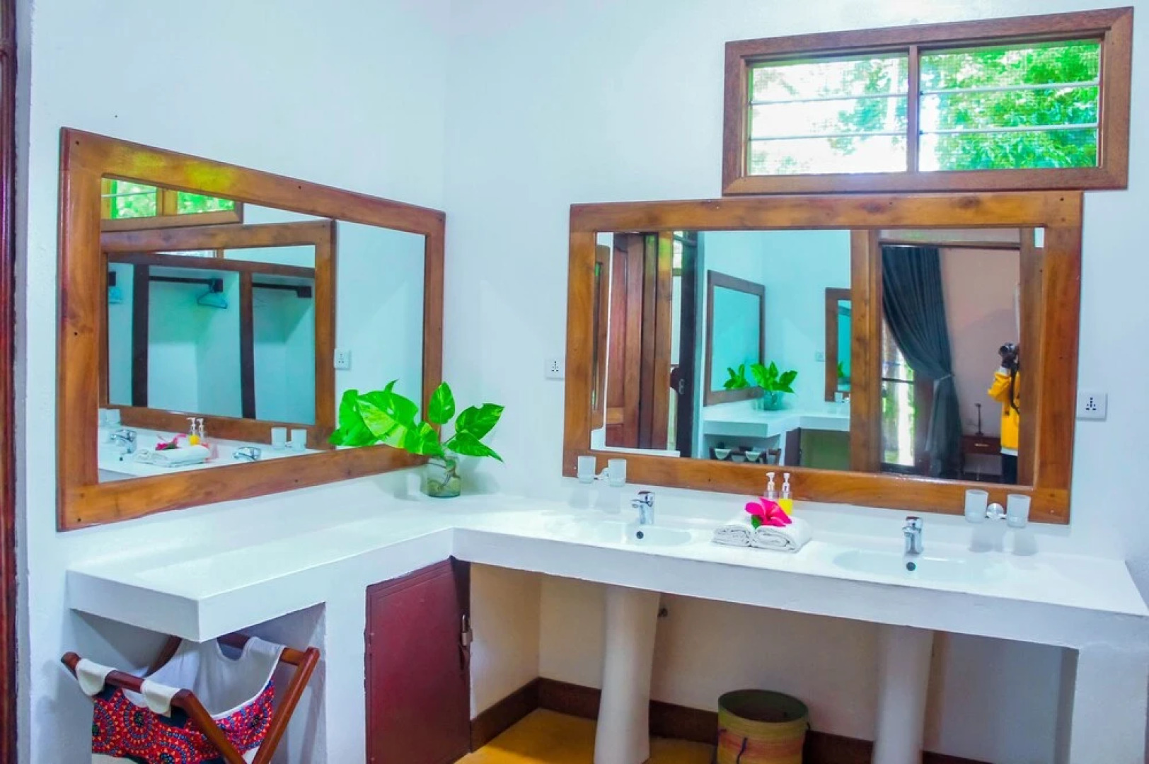 Mafia Kivulini Bungalows