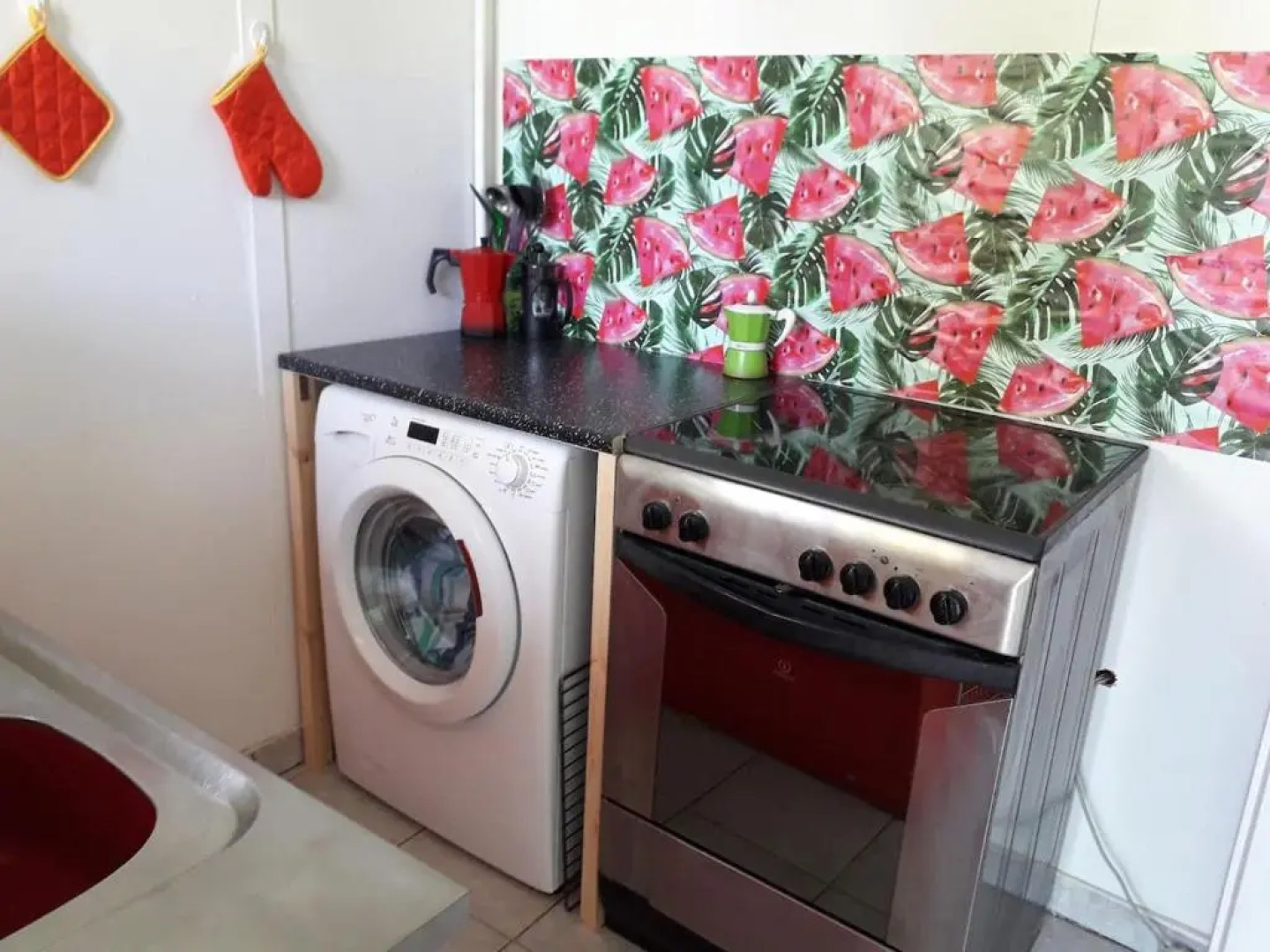 Painter's house by the beach