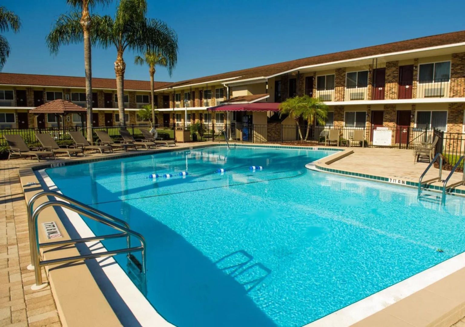 Roadstar Hotel Zephyrhills