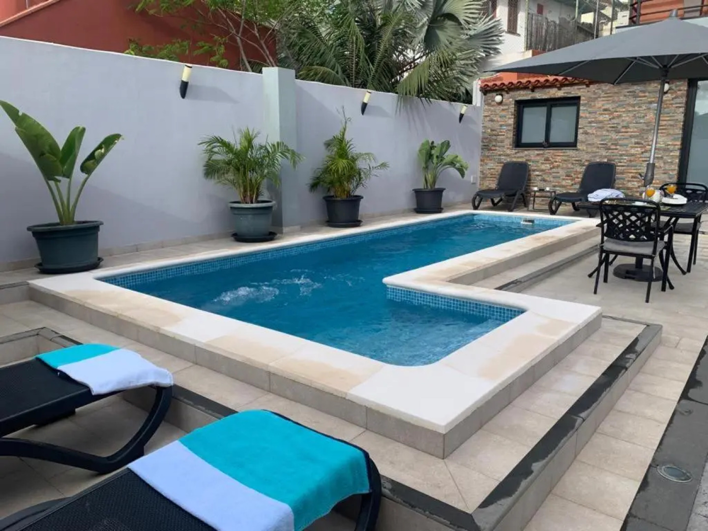 Luxury Apartment & Pool in Vistabella, Tenerife