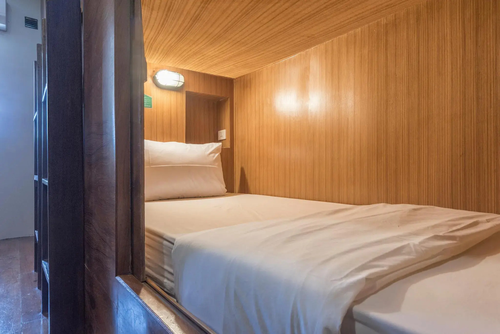 Suneta Hostel Khaosan