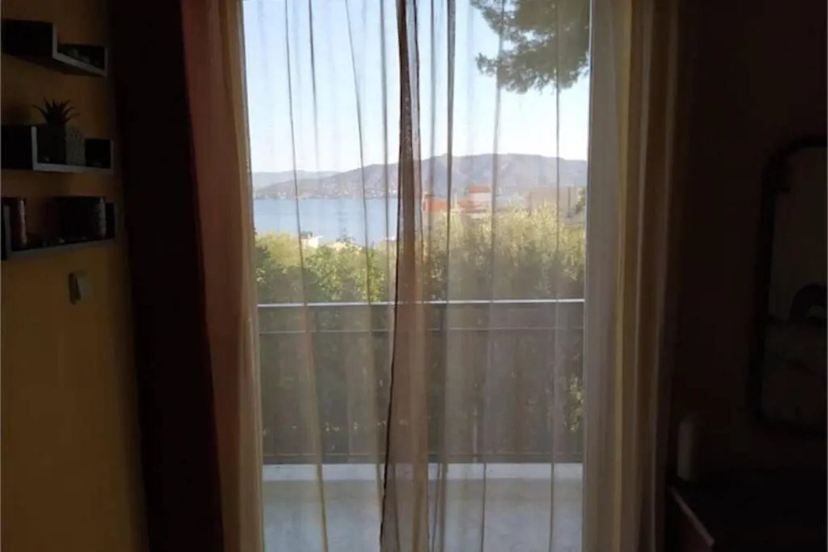 Vens apartment 90m2 at Eantio bay.