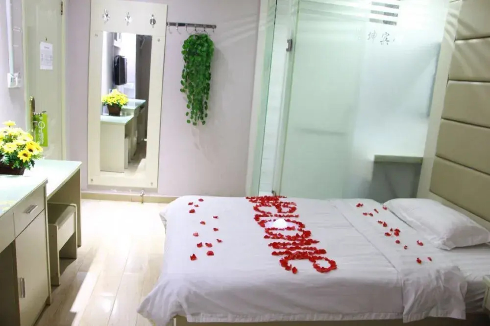 Yimi Hotel (Guangzhou Shangxiajiu Pedestrian Street)