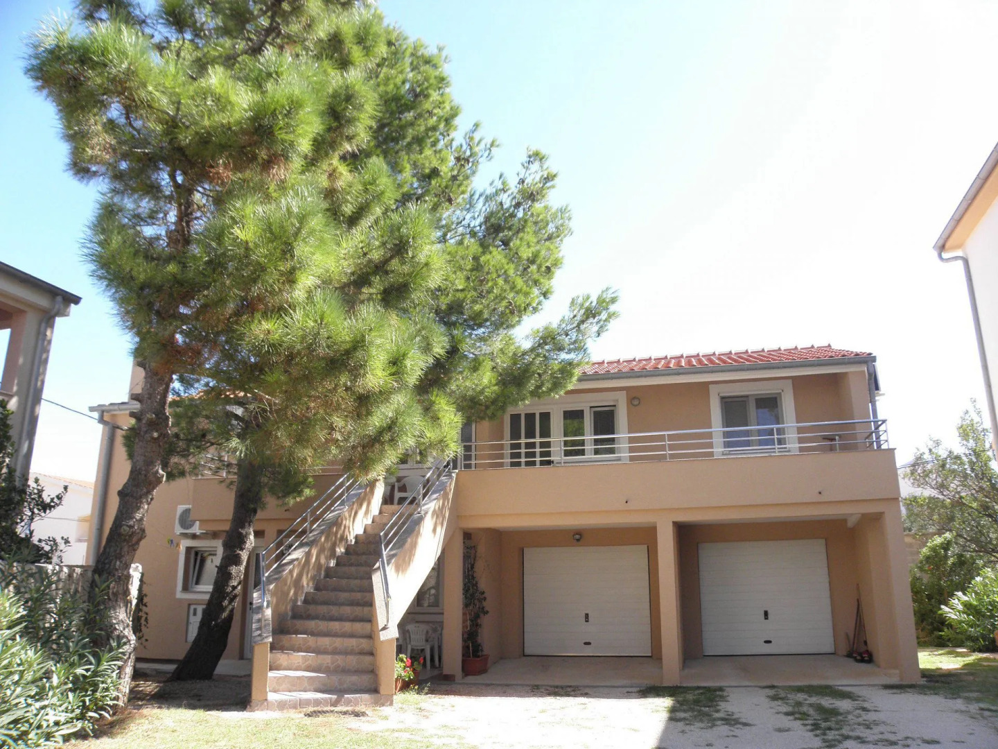 Apartment Remi - 300 m from sea: A3 Nin, Zadar riviera