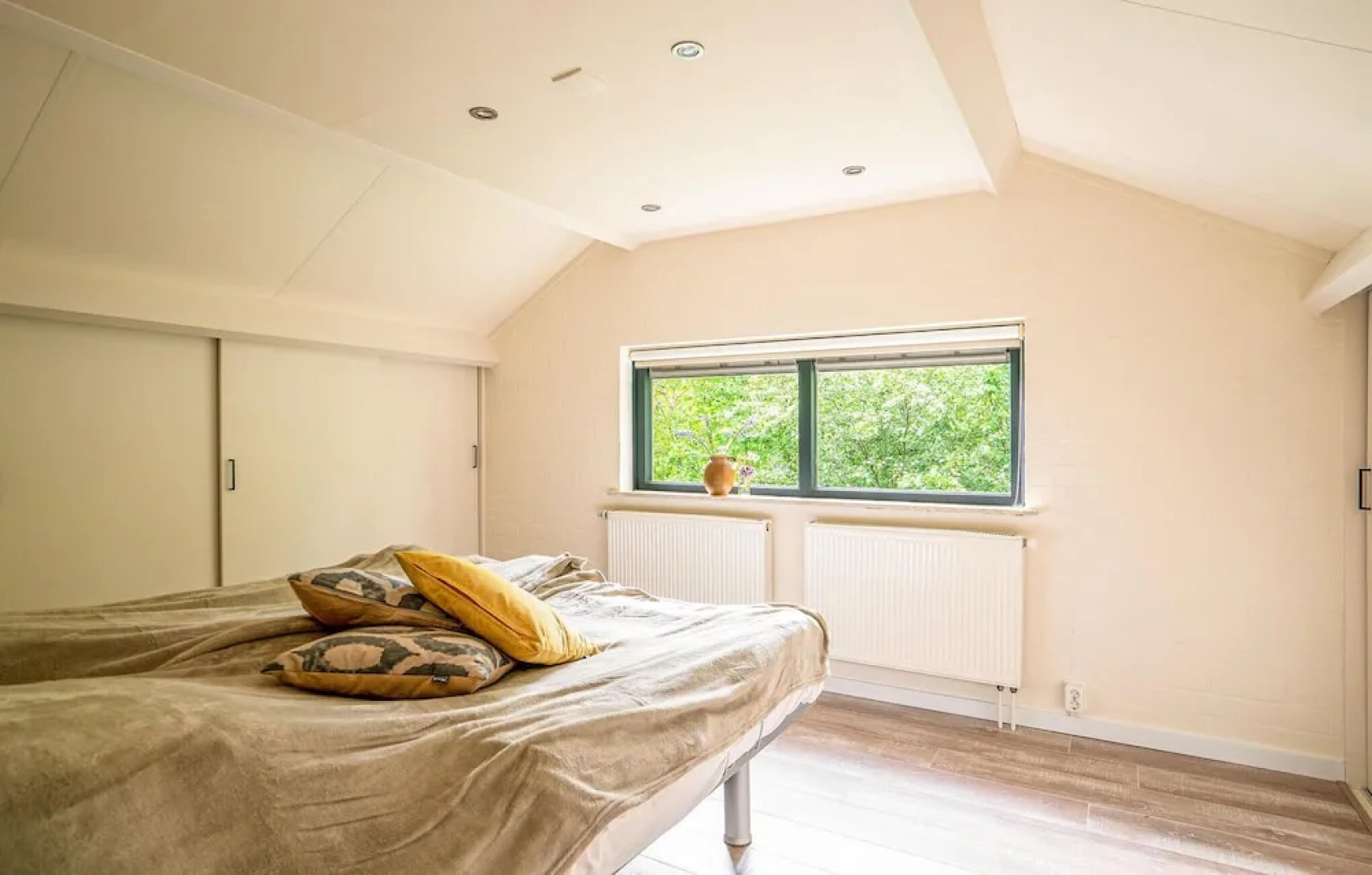 Awesome Home in Westerbork With Wifi and 2 Bedrooms