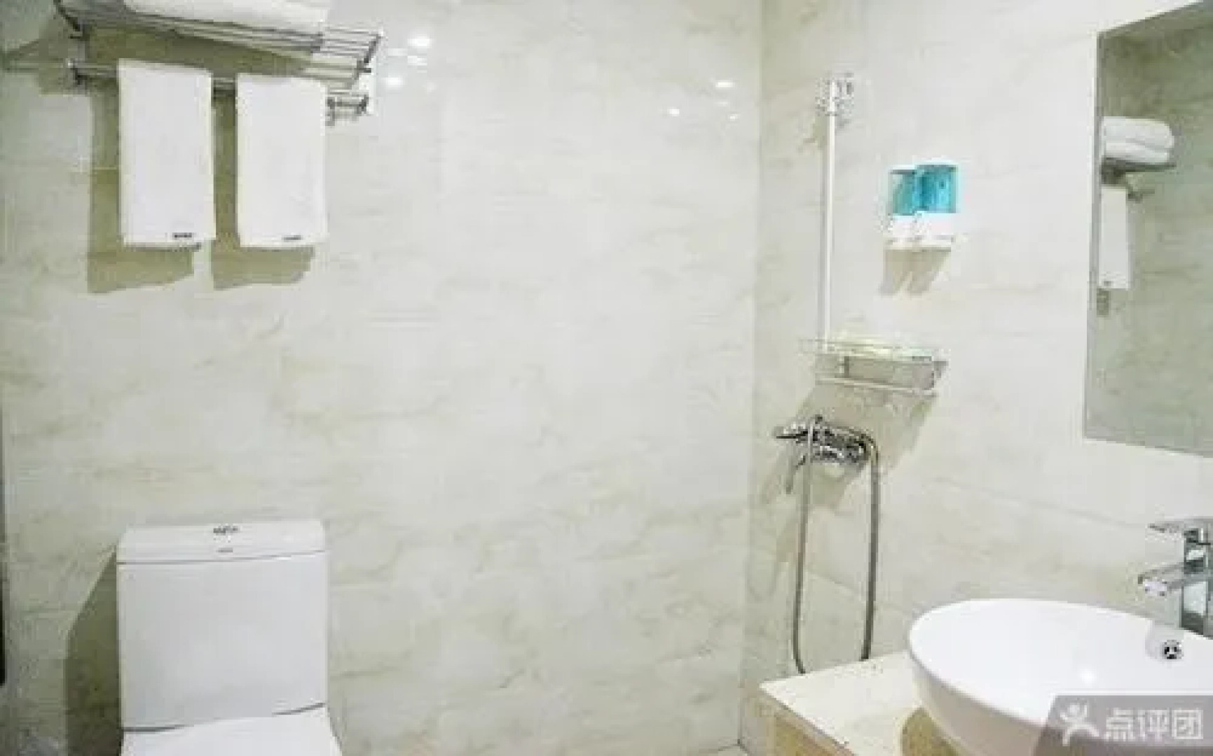 Golden Pillar Business Hotel