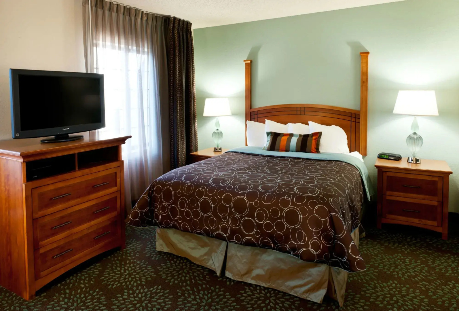 Staybridge Suites MPLS-Maple Grove/Arbor Lakes by IHG