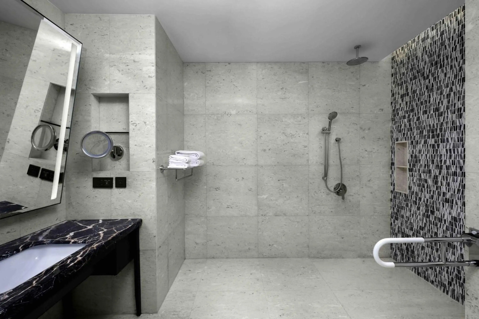 Sheraton Manila Hotel at Newport World Resorts