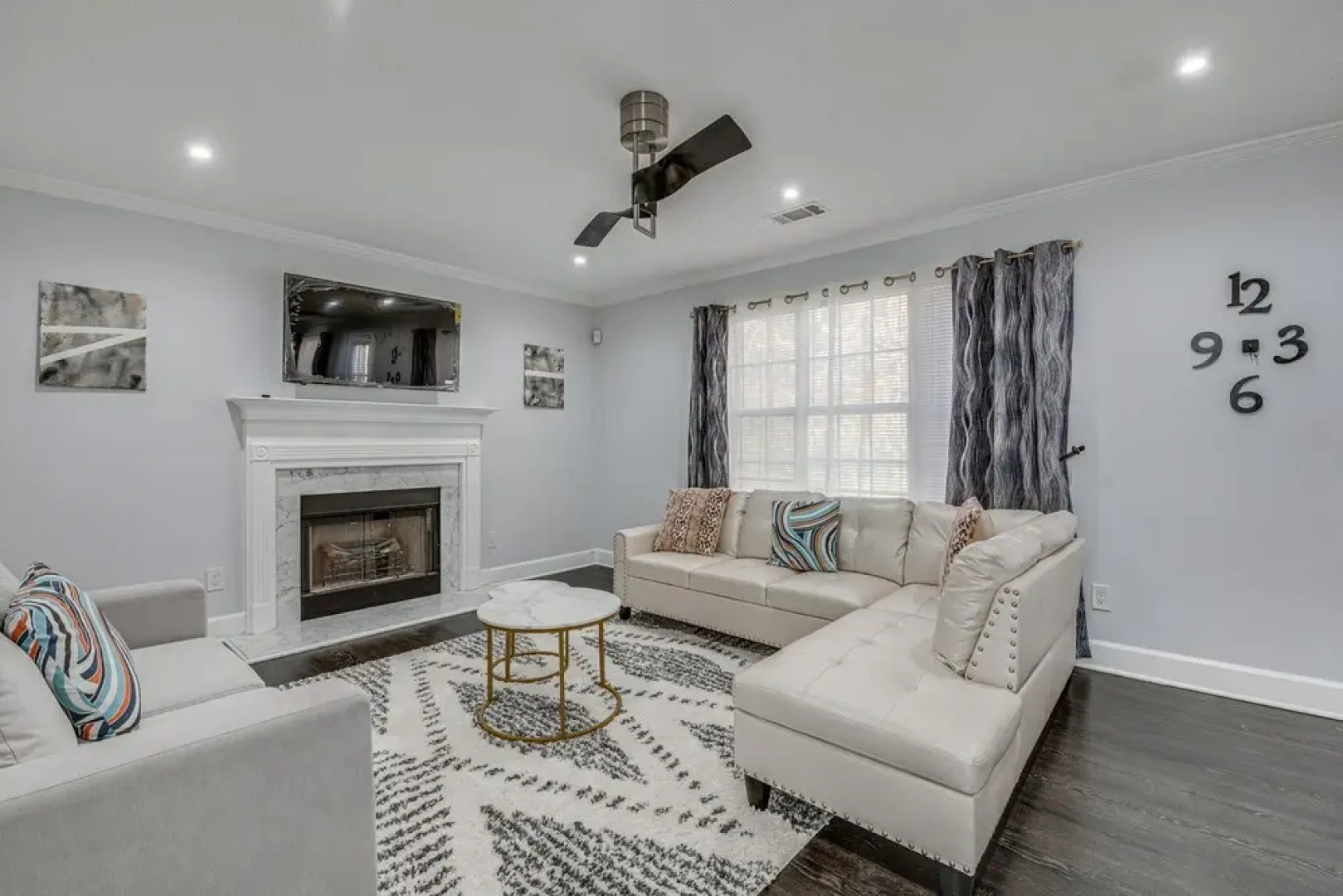 Modern College Park Home: 13 Mi to Dtwn Atlanta!
