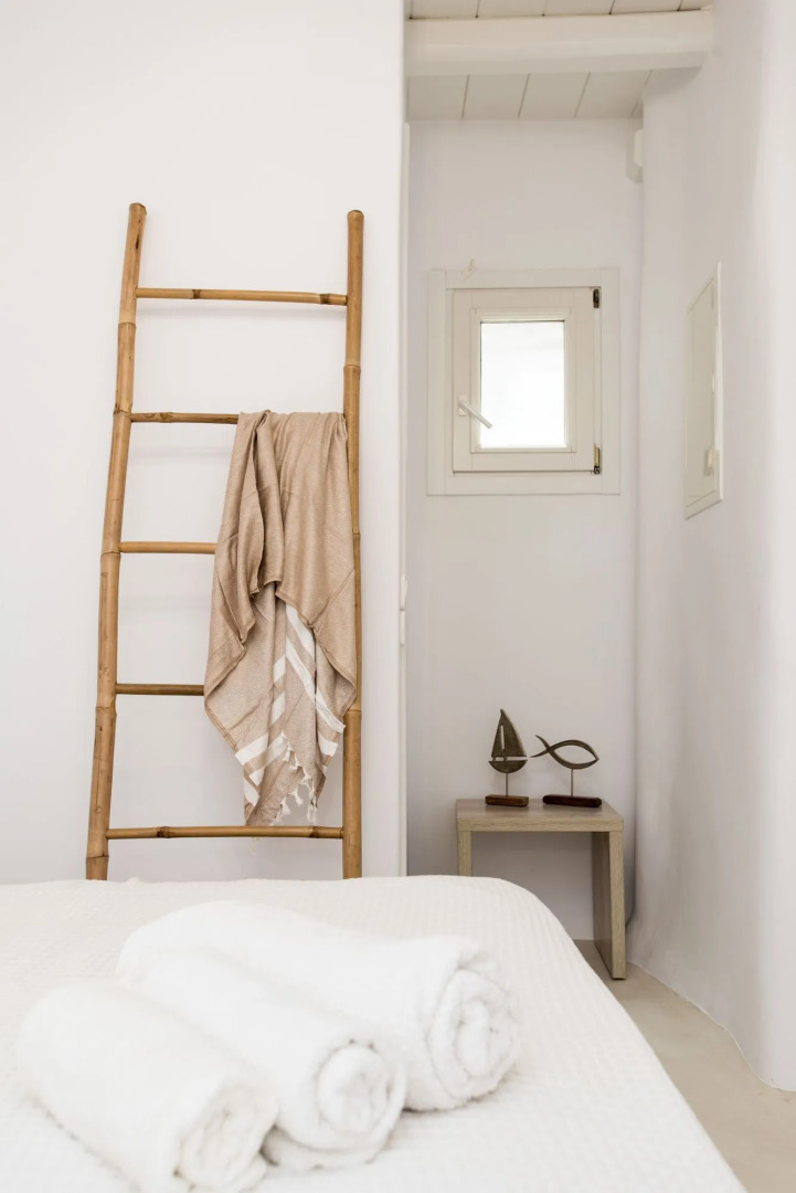 Argiro's Gorgeous Studio In Cycladic