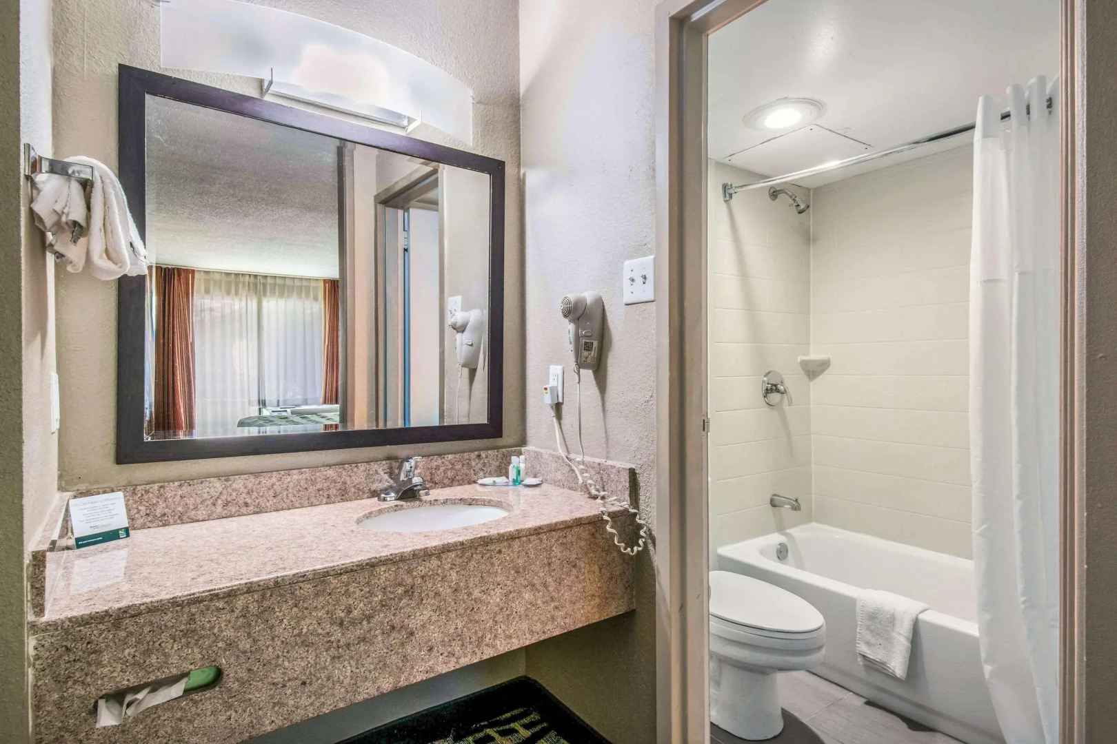 Quality Inn & Suites York East