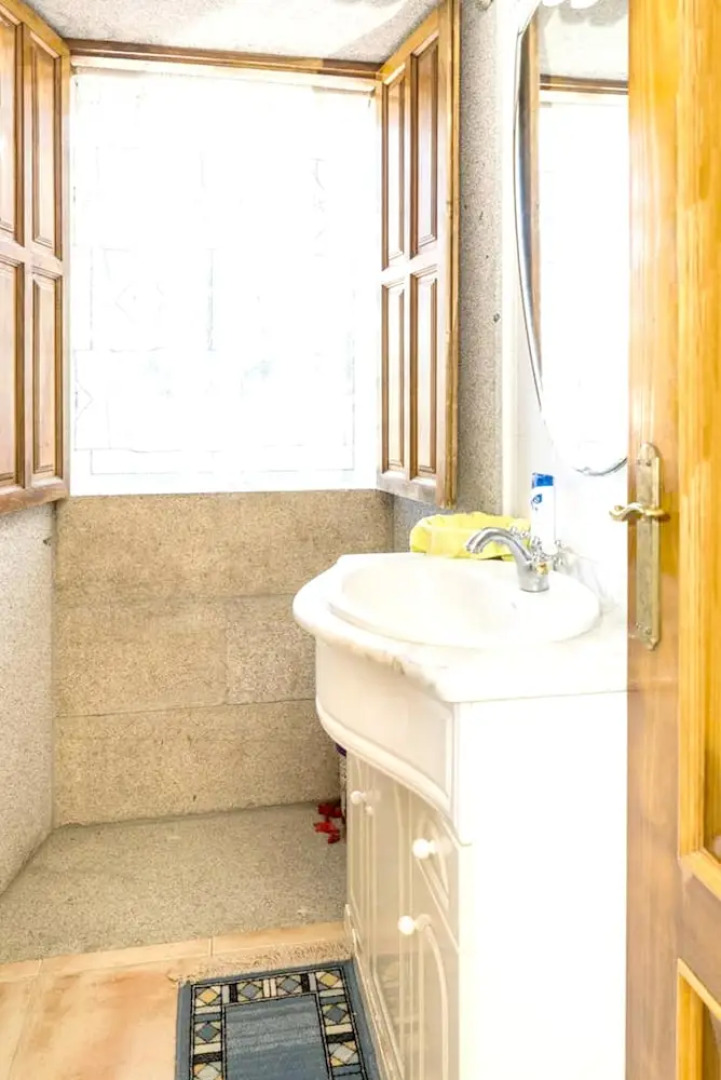 House With 4 Bedrooms in Carboeiro de Francia, With Wonderful Mountain View, Furnished Terrace and Wifi Near the Beach