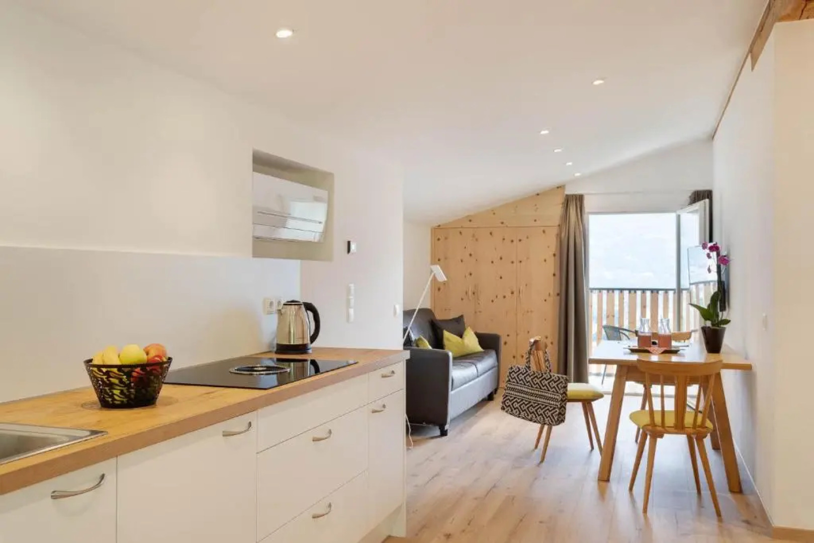 MeranoView Apartments