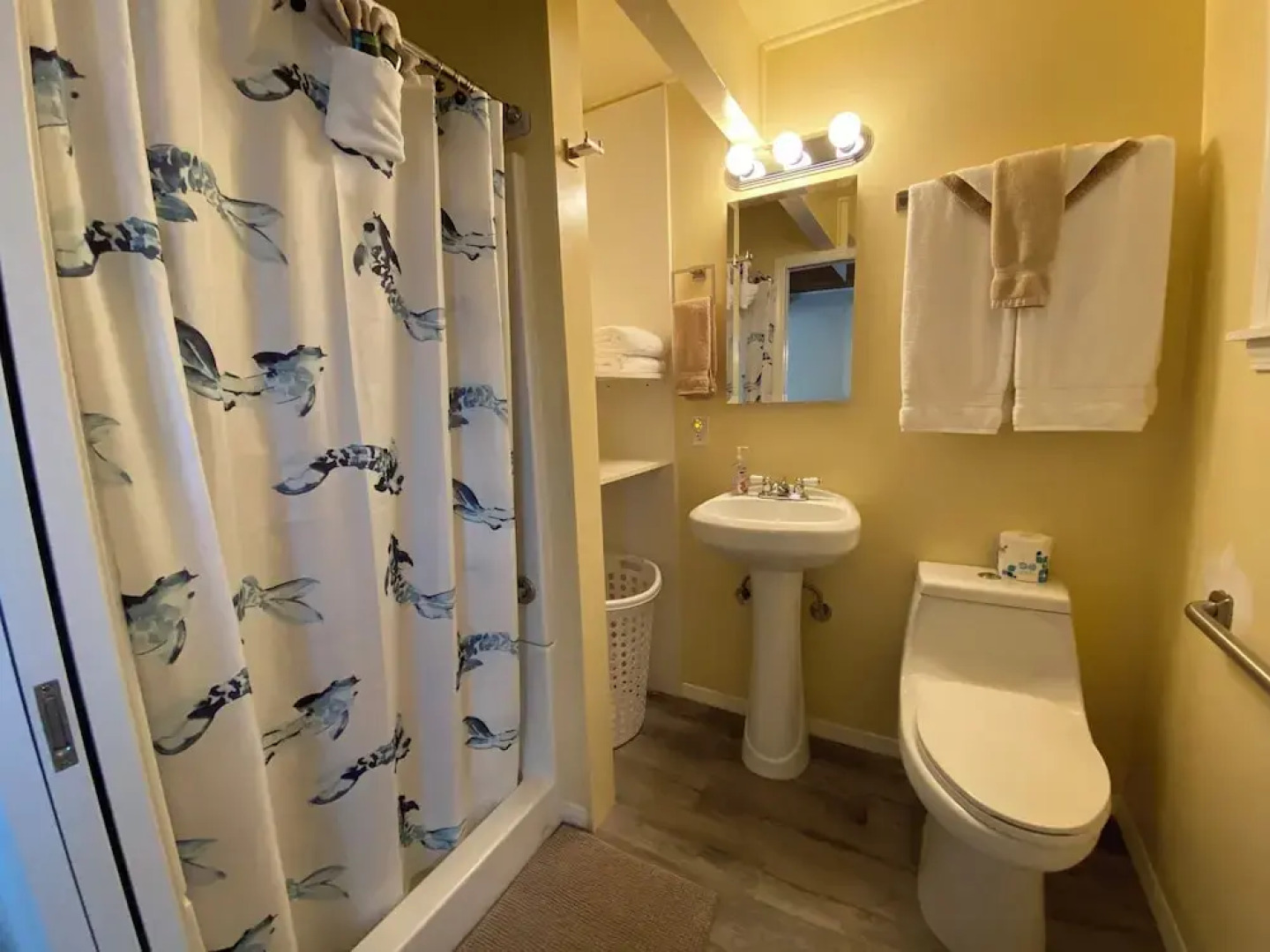 Wheeler on the Bay Lodge & Marina