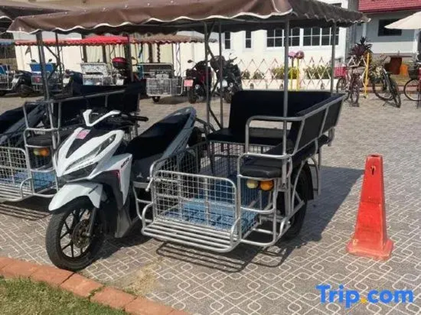 Thailand Dream Village E09