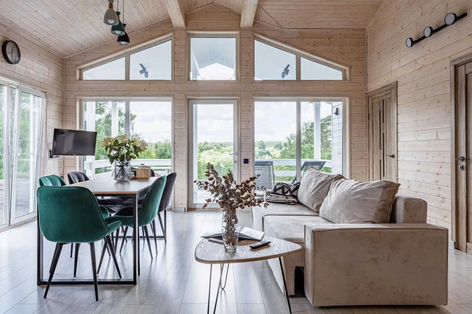 Дом на улице Сосновая 8