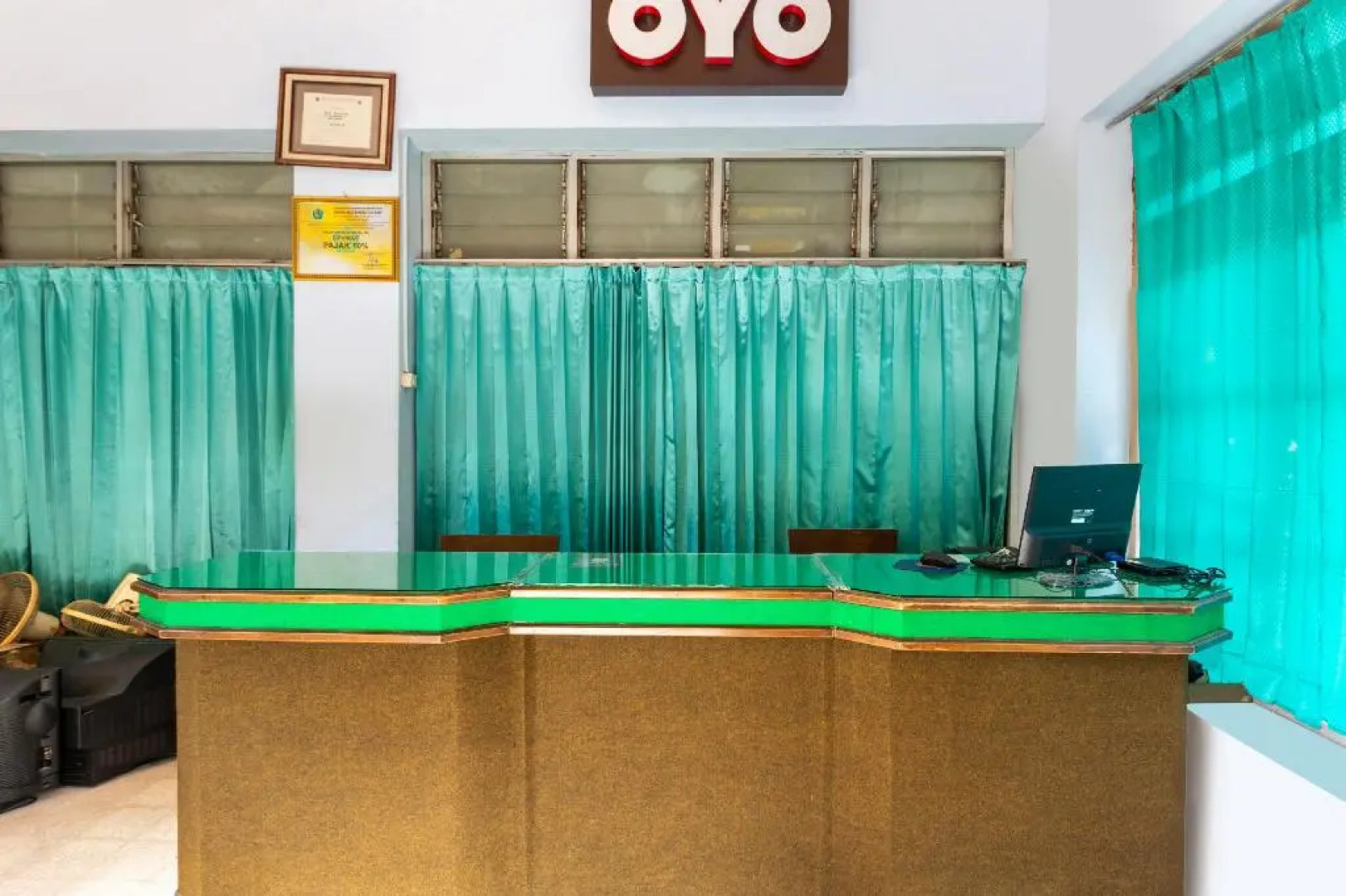 OYO 2708 Hotel Kemuning Syariah