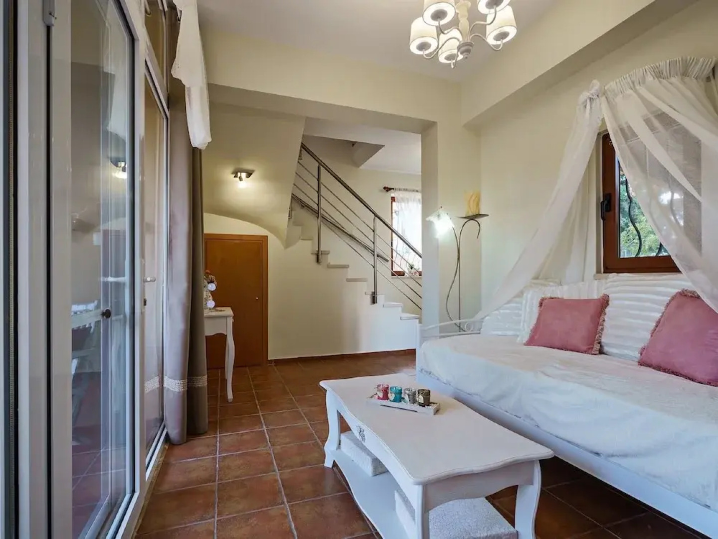 Modern Villa in Crete with Pool And Hammock