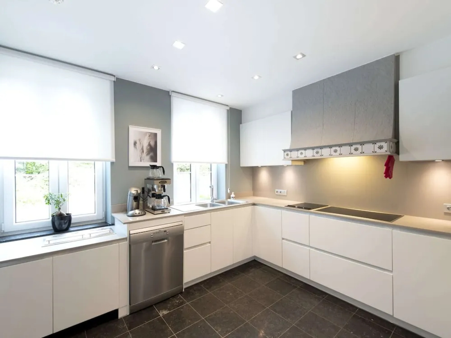 Luxury Villa With an Incredible Private Pool, Close to Maastricht and Liège