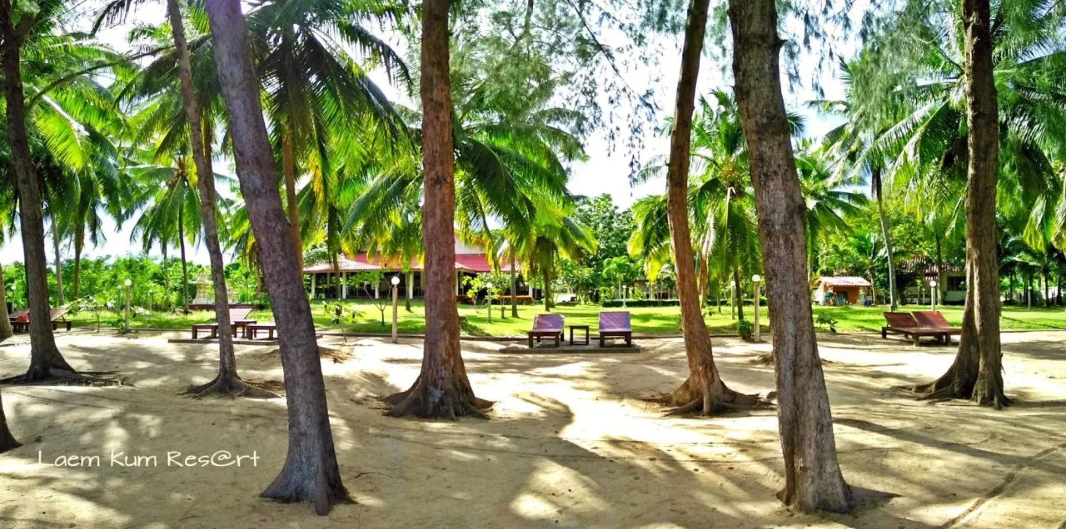 Laem Kum Beach Resort & Seafood