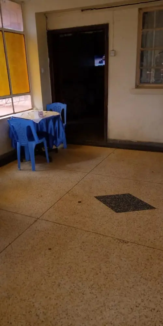 Chariot County Hotel