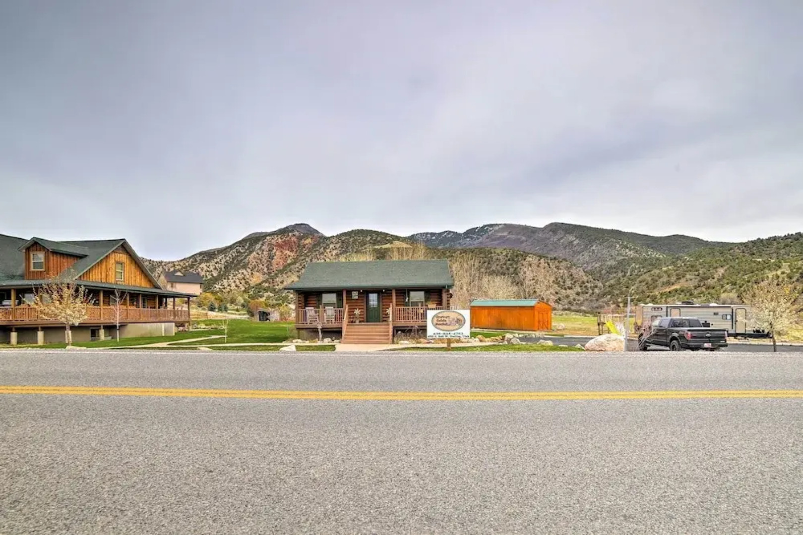 Rustic Cabin Near Palisade State Park w/ Deck!
