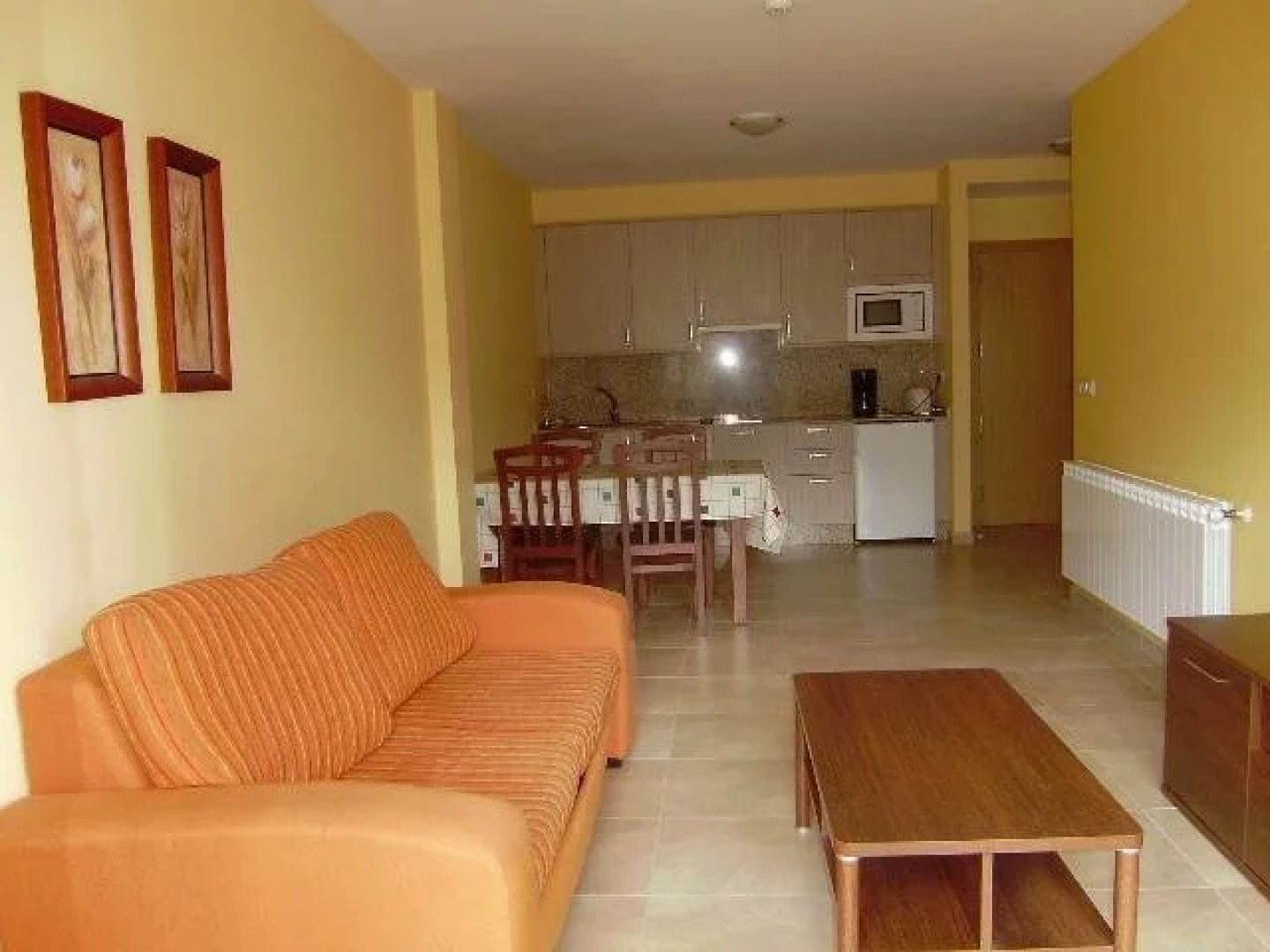 Apartamentos La Rana