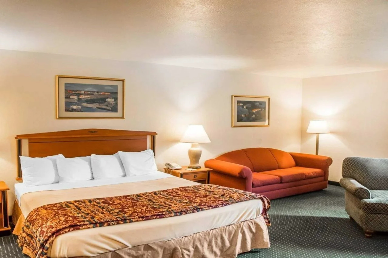 Birch Hill Suites Dayton - WP AFB