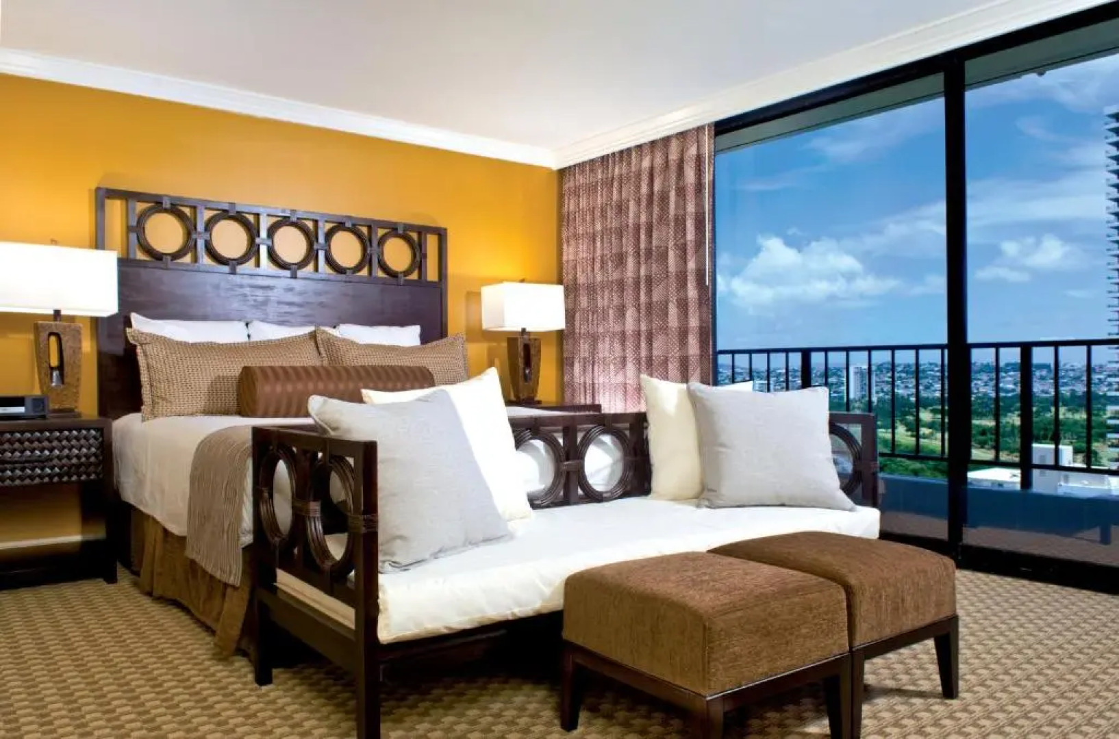 Club Wyndham Royal Garden at Waikiki