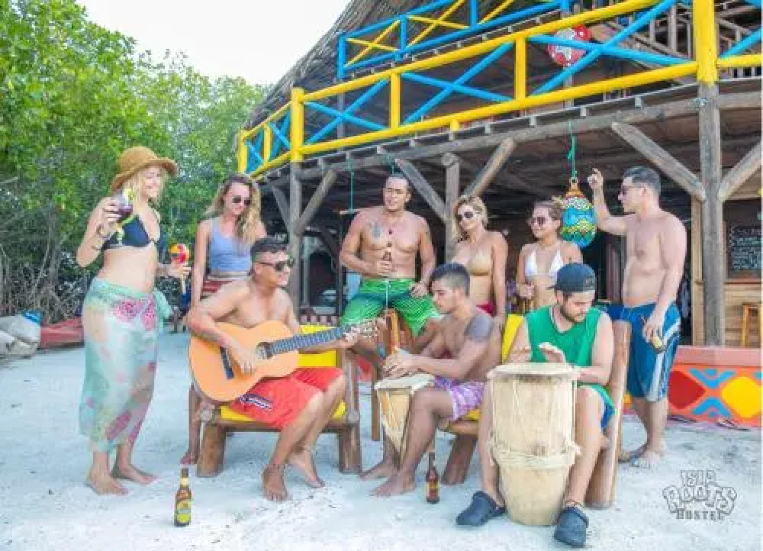 Isla Roots Hostel