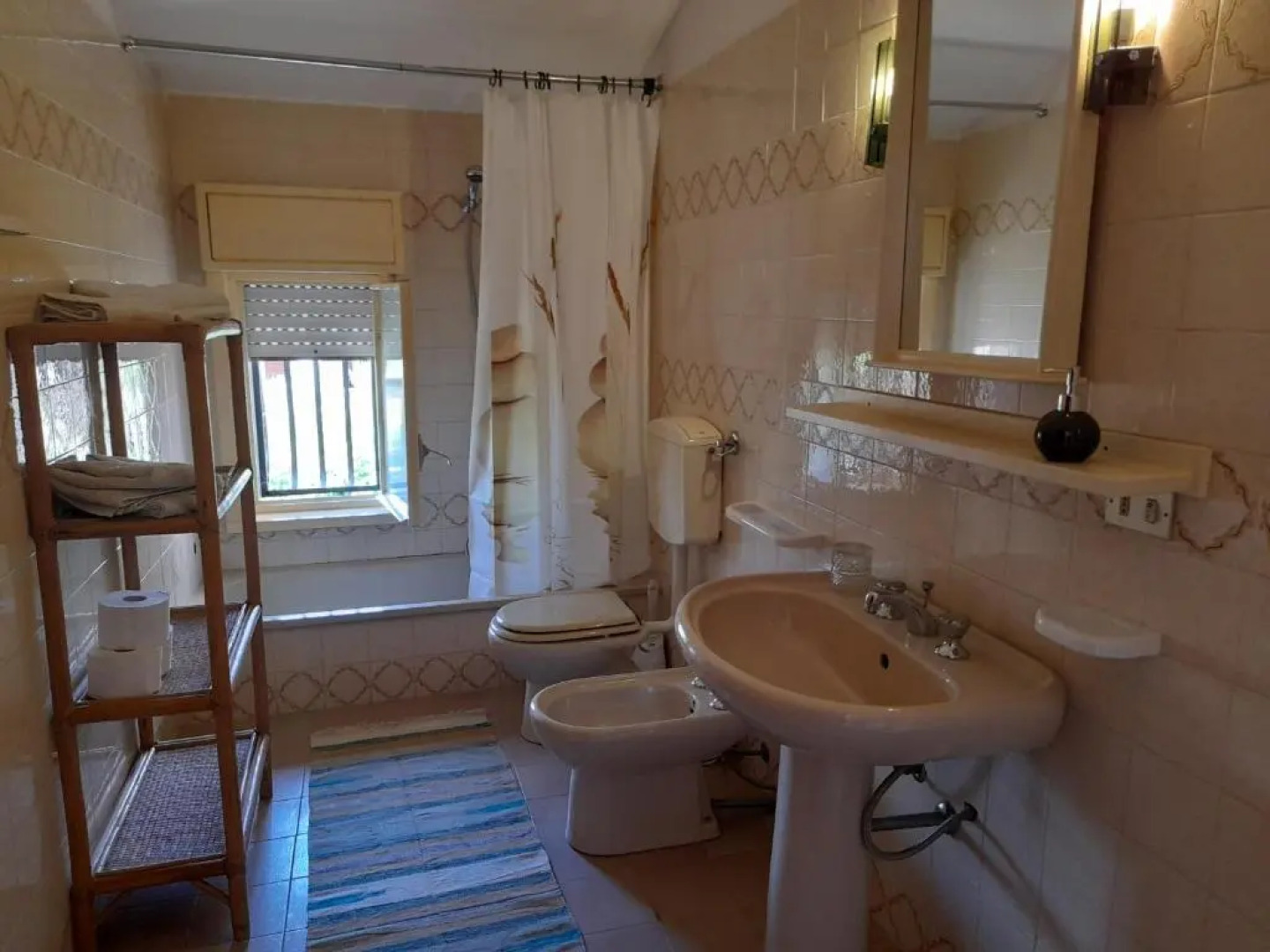 Margherita's Nest by the sea With Birds Song