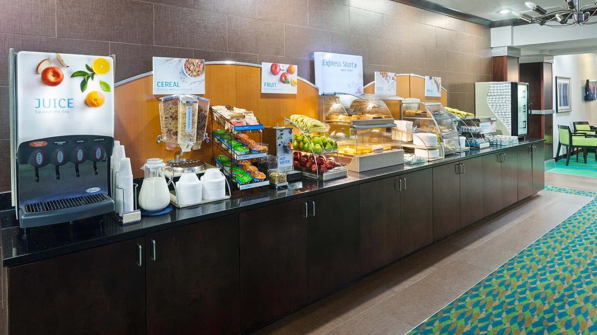 Holiday Inn Express and Suites - Stroudsburg