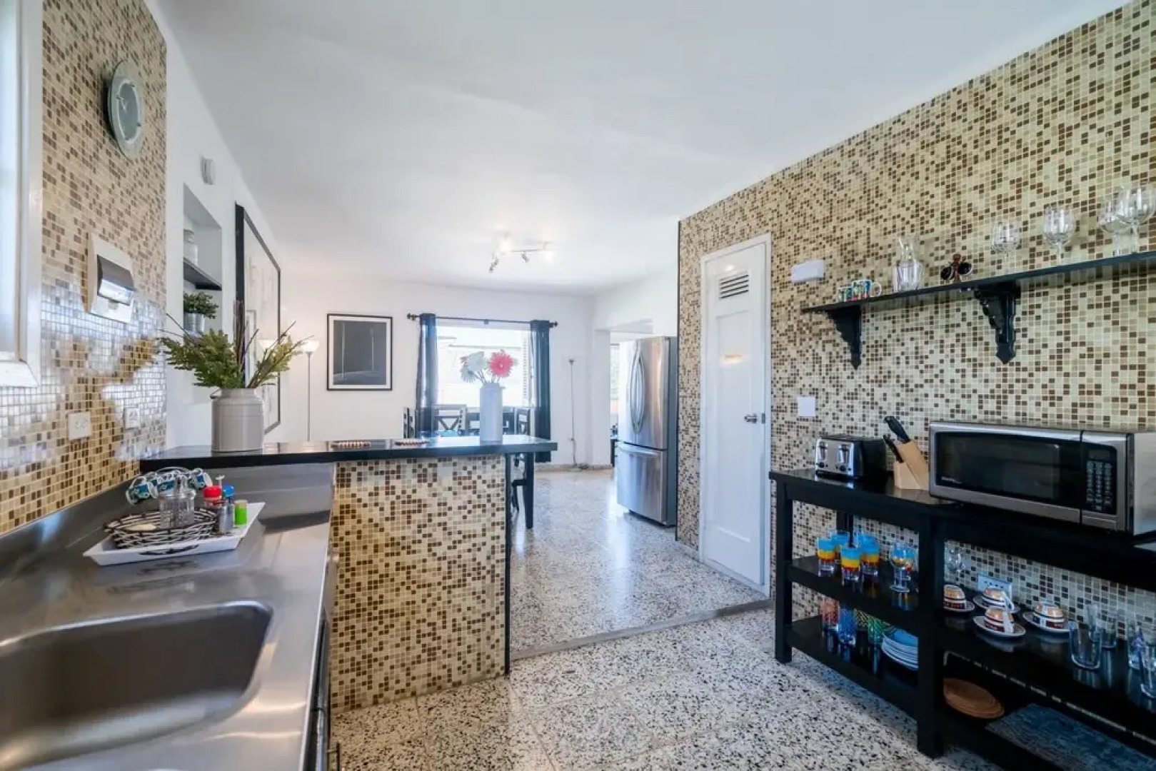 Ocean Breeze & Suites