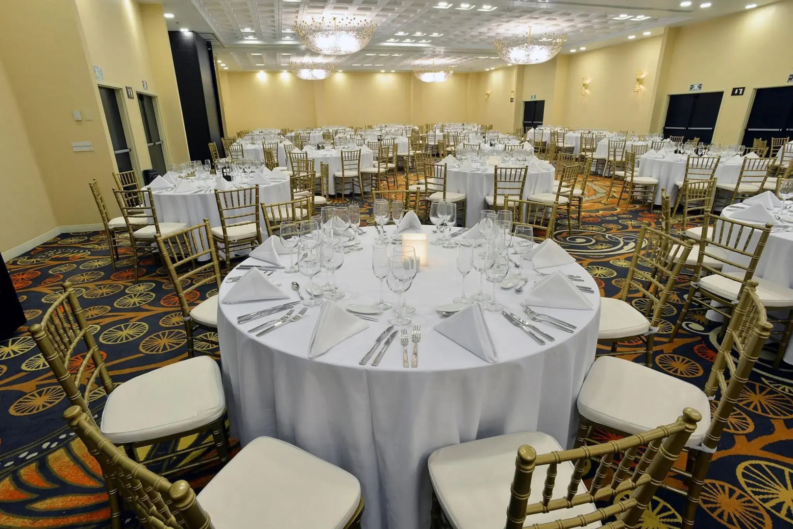 Courtyard Toluca Tollocan